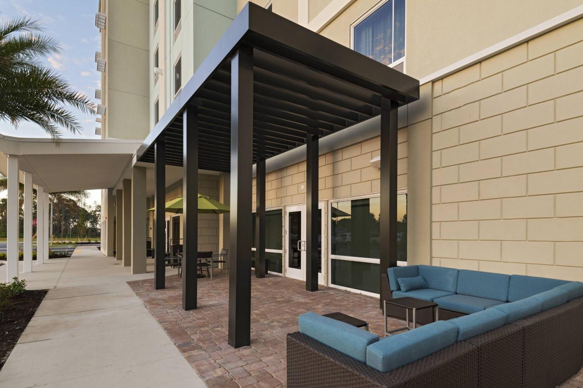 Towneplace Suites By Marriott Naples Vineyards Exterior photo