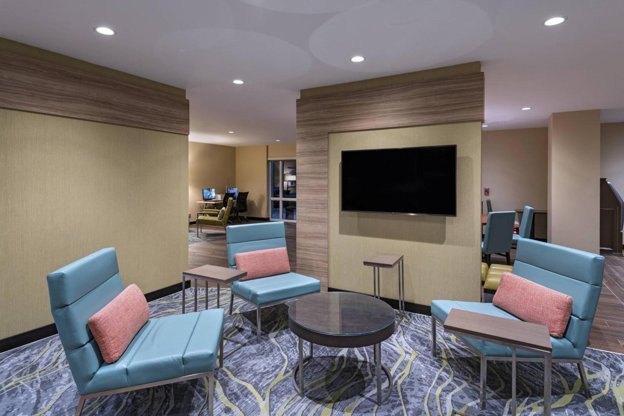 Towneplace Suites By Marriott Naples Vineyards Exterior photo